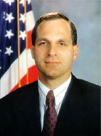 Louis_Freeh_head_and_shoulders