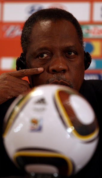 Issa Hayatou_behind_ball_South_Africa_2010