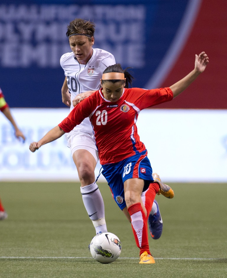 abby wambach_us_v_canada_30-01-12