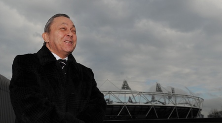 David Sullivan_in_front_of_Olympic_Stadium_February_11_2011