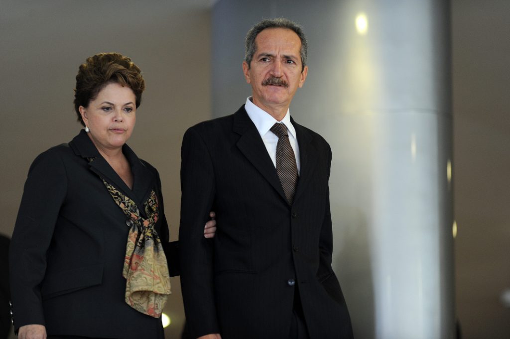 dilma rousseff_and_aldo_rebelo_26-03-12