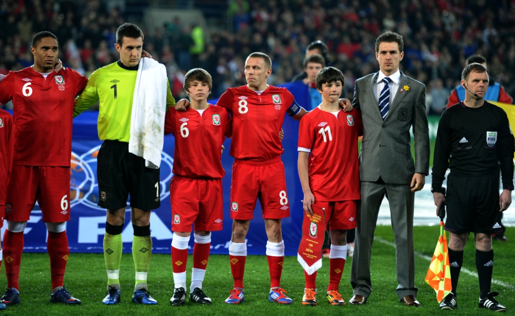 gary speed_memorial_match_02-03-12