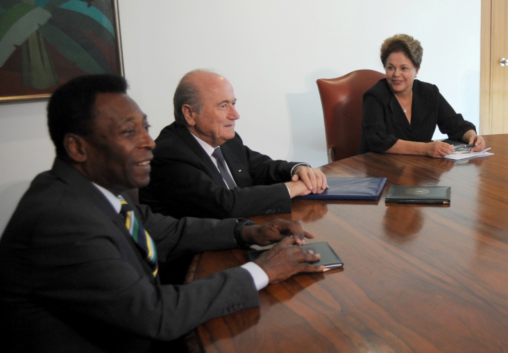 pele sepp_blatter_and_dilma_rousseff_19-03-12