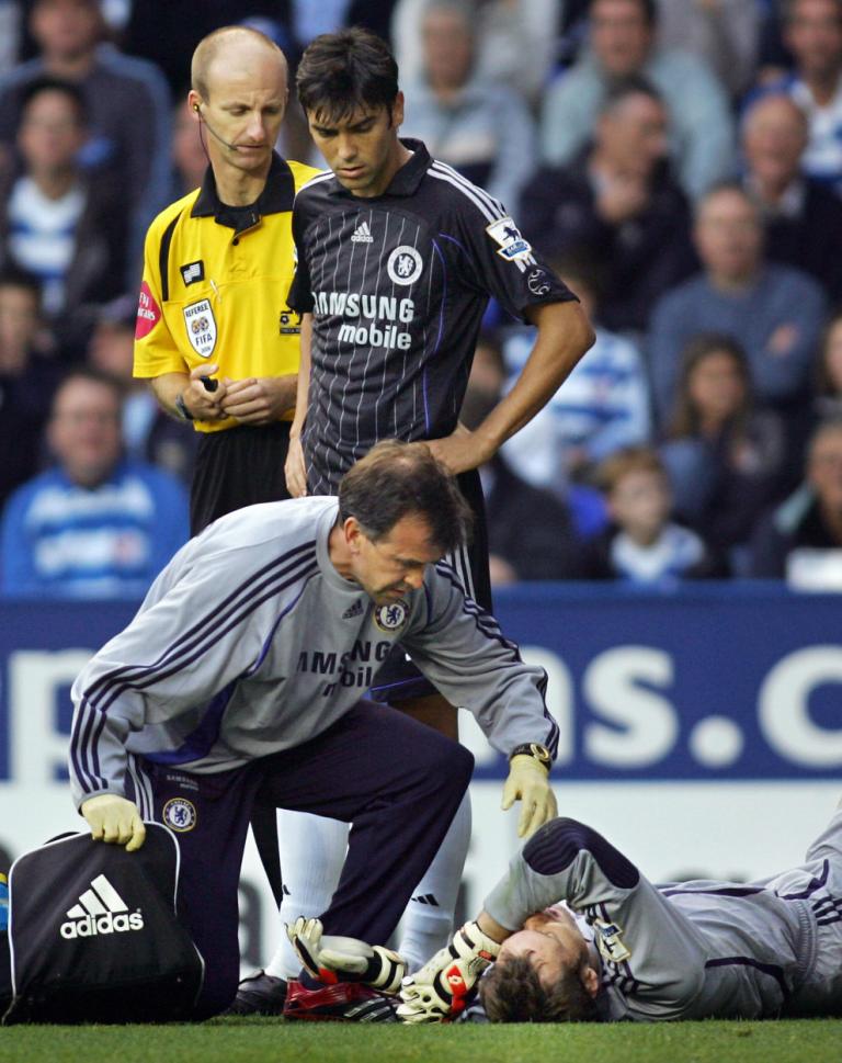 Petr Cech_injury_19-04-12