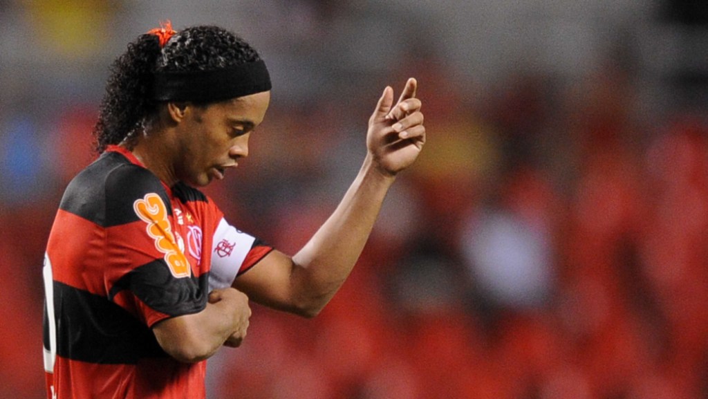 Ronaldinho 19-04-12