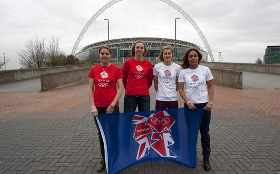 Team GB_women_footballers_April_29