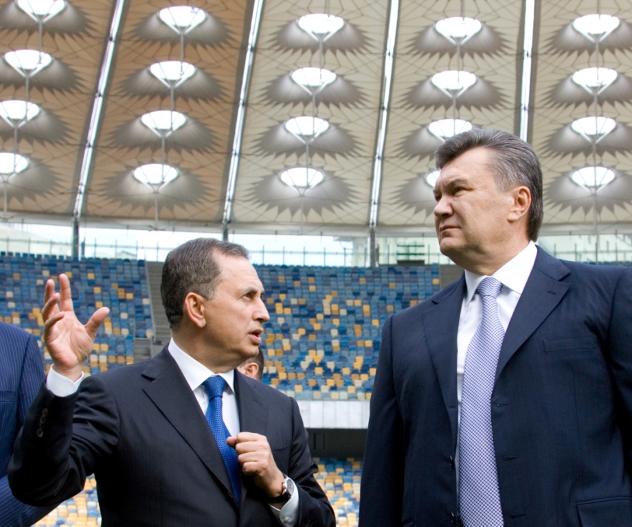 Borys Kolesnikov_and_Viktor_Yanukovych_04-05-12