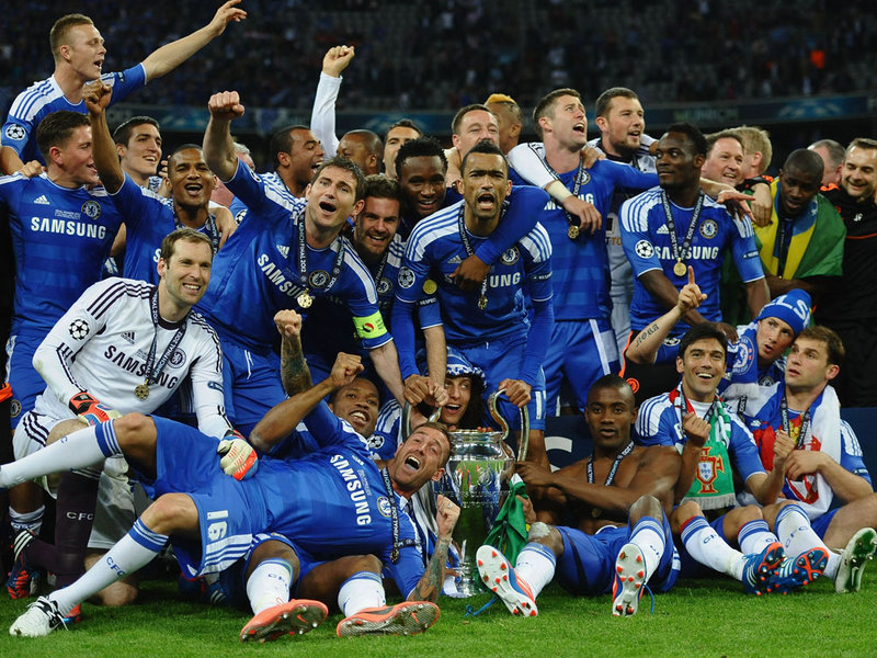 Chelsea celebrate_winning_Champions_League