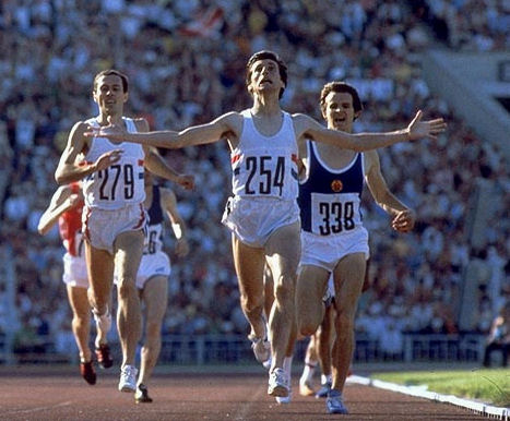 Sebastian Coe_wins_the_Olympic_1500m_Moscow_1980