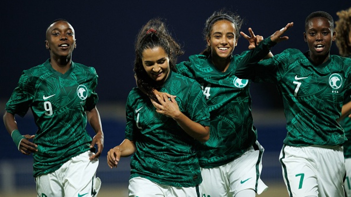 النساء السعوديات يصنعن التاريخ مع أول ظهور دولي على أرضهن وتعادل 3-3